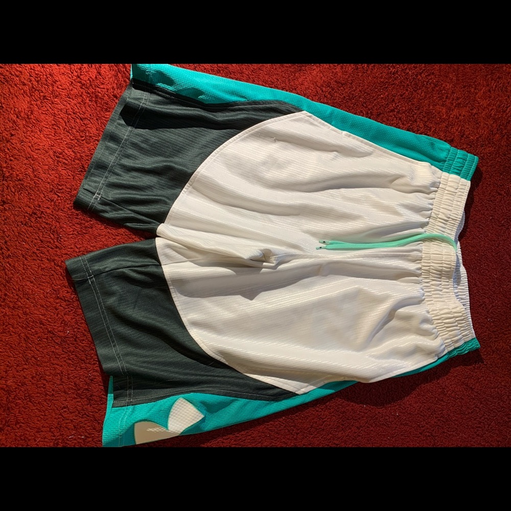 UA & Reebok shorts - Picture 7 of 10